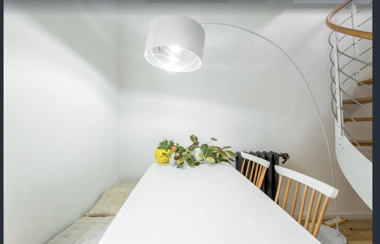 Petit appartement lumineux et atypique à Paris 14. Exterior foto